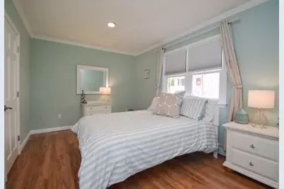 39 Grafton Street, Newport, RI 02840 - Photo 9