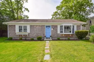 39 Grafton St, Newport, RI 02840 - Photo 1