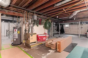 12 Coldbrook Ct, Cranston, RI 02920 - Photo 45