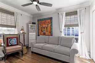 12 Coldbrook Ct, Cranston, RI 02920 - Photo 9