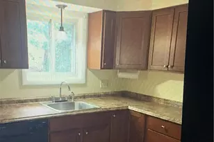 60 Bethel St, Cranston, RI 02920 - Photo 9