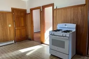 205 Franklin St, Bristol, RI 02809 - Photo 5