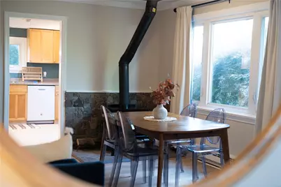 534 Aquidneck Avenue #A, Middletown, RI 02842 - Photo 11