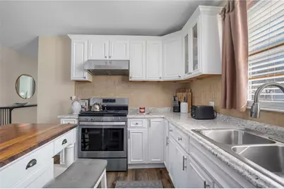 2 Ward Avenue, North Providence, RI 02904 - Photo 9