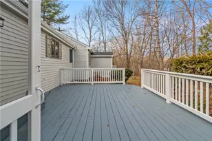 42 Belfield Dr, Johnston, RI 02919 - Photo 27