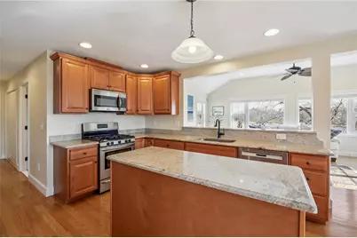 302 Pond Street, South Kingstown, RI 02879 - Photo 13