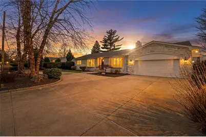 135 Meshanticut Valley Parkway, Cranston, RI 02920 - Photo 1