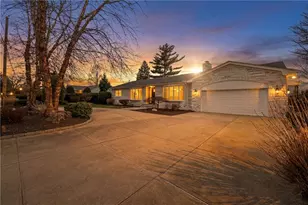 135 Meshanticut Valley Pkwy, Cranston, RI 02920 - Photo 1