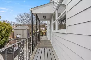 135 Meshanticut Valley Pkwy, Cranston, RI 02920 - Photo 31