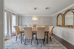 135 Meshanticut Valley Pkwy, Cranston, RI 02920 - Photo 7