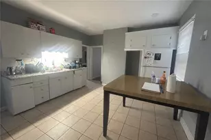 88 Bagley St, Central Falls, RI 02863 - Photo 5