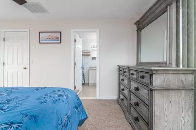 160 Suburban Parkway, Warwick, RI 02889 - Photo 21