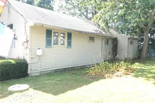 179 Ln 4 Rd, Warwick, RI 02888 - Photo 17