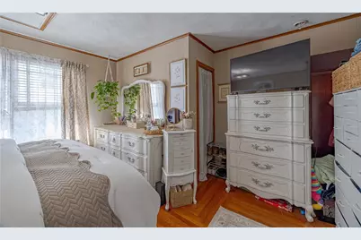 1018 Main Street, West Warwick, RI 02893 - Photo 23
