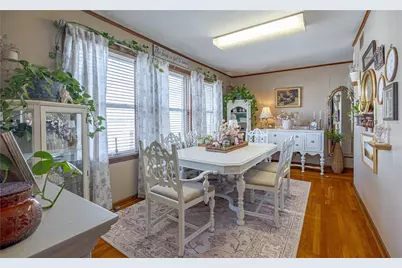 1018 Main Street, West Warwick, RI 02893 - Photo 17