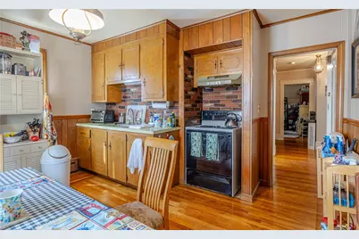 1018 Main Street, West Warwick, RI 02893 - Photo 31