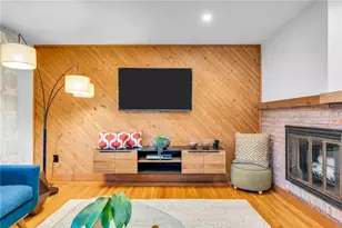 1 Collins Terrace, Middletown, RI 02842 - Photo 7