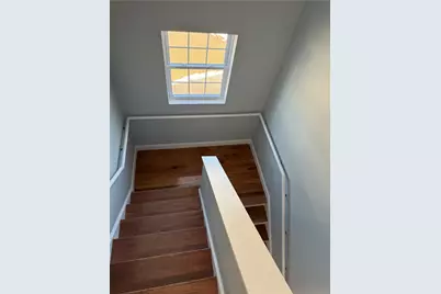 362 Kenyon Avenue, Pawtucket, RI 02861 - Photo 17