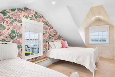 96 Washington Street, Newport, RI 02840 - Photo 23