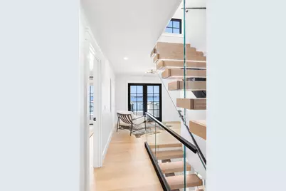 96 Washington Street, Newport, RI 02840 - Photo 15