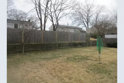 70 Keeley Avenue, Warwick, RI 02886 - Photo 13