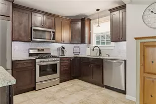 287 Parkside Dr, Warwick, RI 02888 - Photo 23