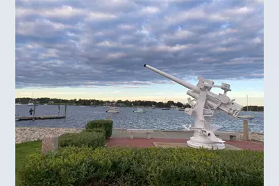 4 Bayview Avenue, Bristol, RI 02809 - Photo 23