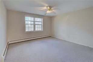 1 Hanley Farm Rd, Warren, RI 02885 - Photo 15