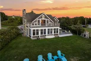 4 Hull Cove St, Jamestown, RI 02835 - Photo 9