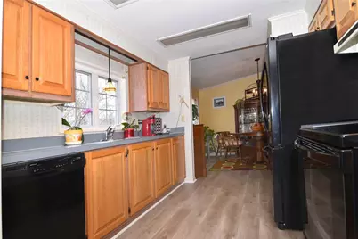 181 Little Pond Road, South Kingstown, RI 02879 - Photo 9