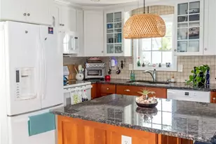 17 Westside Rd, South Kingstown, RI 02879 - Photo 17