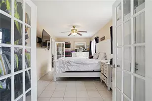 16 Brown St, North Providence, RI 02904 - Photo 37