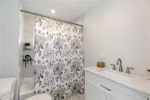 13 Earl St, West Warwick, RI 02893 - Photo 13