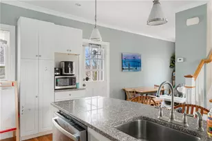 21 Woodside Ave, West Warwick, RI 02893 - Photo 23