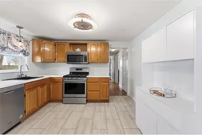 136 Missouri Drive, Warwick, RI 02886 - Photo 7