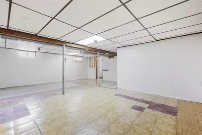 106 Sumner Avenue, Central Falls, RI 02863 - Photo 13