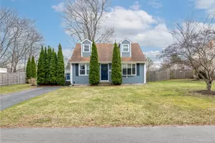 32 Hamlin Ave, Warwick, RI 02889 - Photo 1