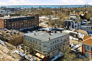 102 Broadway, Newport, RI 02840 - Photo 17