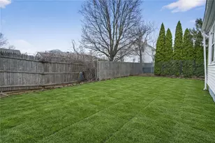 51 Klondike St, Providence, RI 02909 - Photo 3