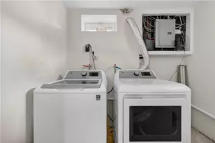 51 Klondike St, Providence, RI 02909 - Photo 27