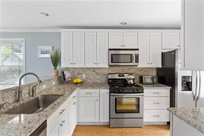 42 East Bowery Street, Newport, RI 02840 - Photo 3