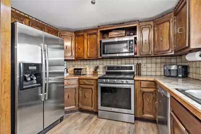 88 Roseland Terrace, Tiverton, RI 02878 - Photo 3