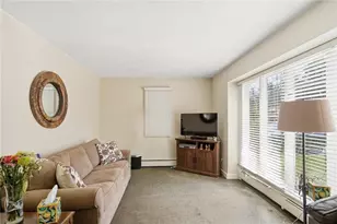 20 Sherman Ave, Bristol, RI 02809 - Photo 9