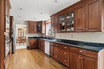 20 Sherman Avenue, Bristol, RI 02809 - Photo 3