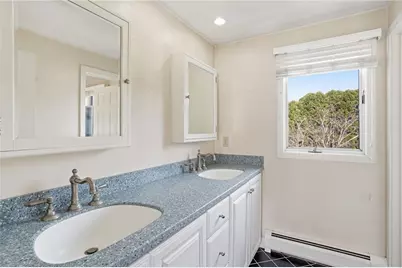 20 Sherman Avenue, Bristol, RI 02809 - Photo 11