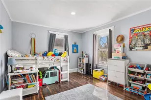 32 5th Ave, Woonsocket, RI 02895 - Photo 17