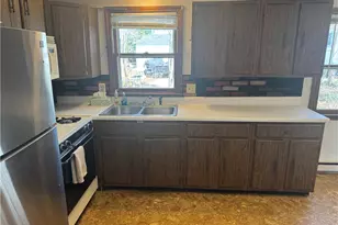 82 Valley Ave, Warwick, RI 02886 - Photo 7