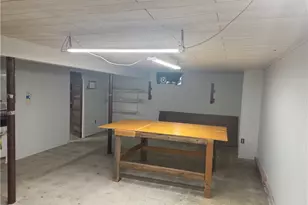 82 Valley Ave, Warwick, RI 02886 - Photo 19