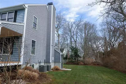 87 Woodward Ave Avenue, Narragansett, RI 02882 - Photo 5