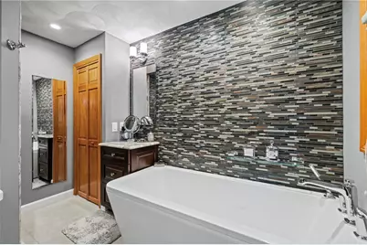 27 Miner Street, North Providence, RI 02904 - Photo 29